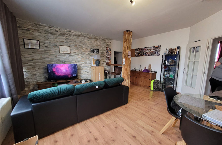 Appartement Lens 3 pièce(s) 72 m2 avec garage et cave.