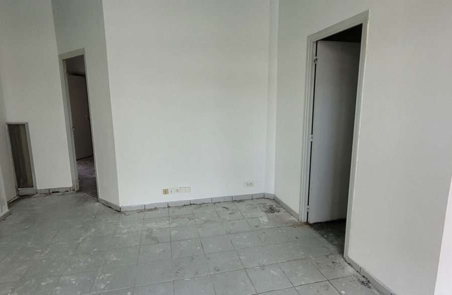 Local commercial Maubeuge 76.42 m2